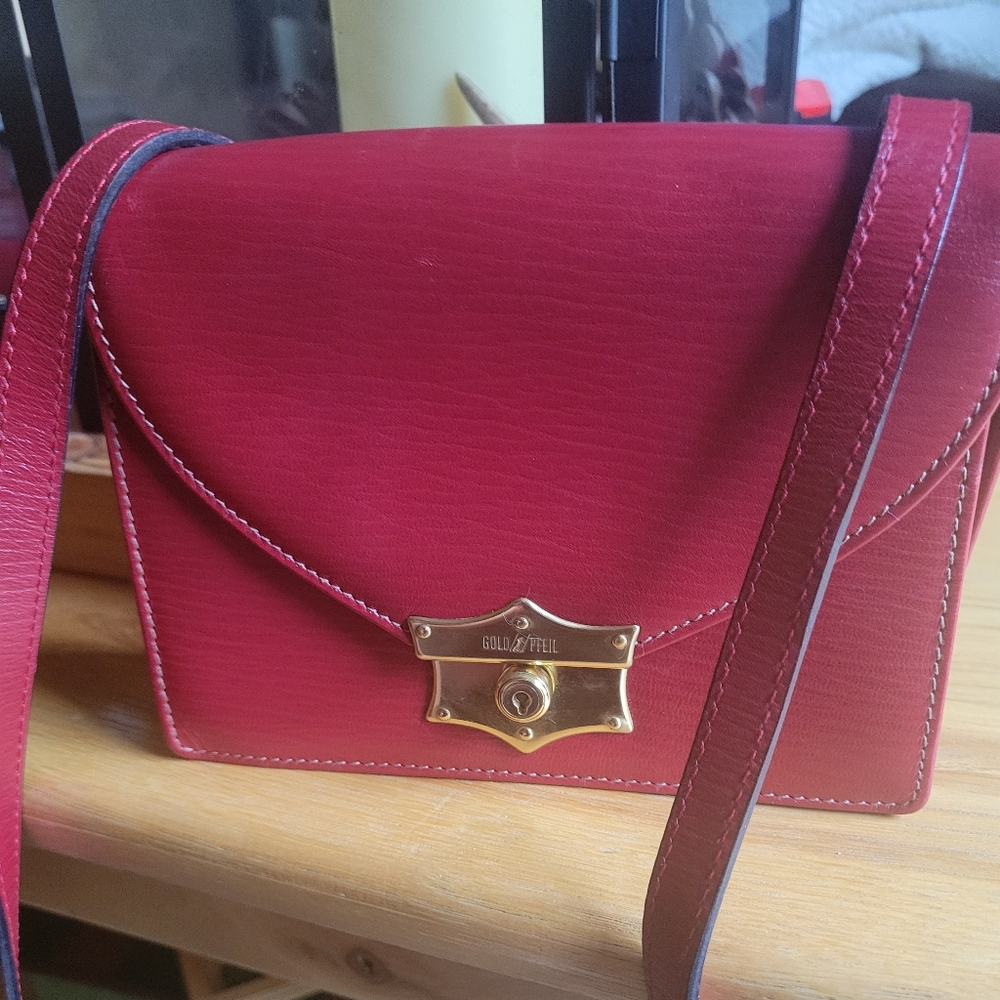 Vintage Gold Pfeil small genuine leather crossbody/shoulder bag